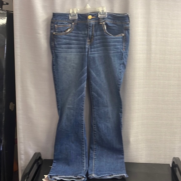 American Eagle outfitters kick boot jeans size 10 - Picture 1 of 6